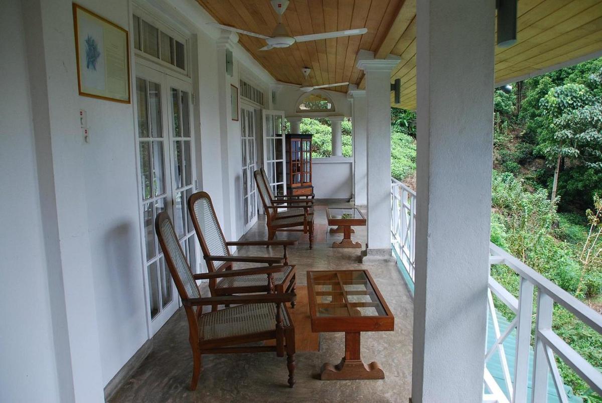 Forest Edge Hotel Ginigathena Exterior foto