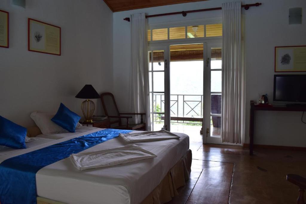 Forest Edge Hotel Ginigathena Exterior foto